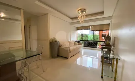 Apartamento com 3 quartos à venda em Chácara Das Pedras - RS