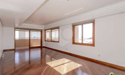 Apartamento com 4 quartos à venda em Menino Deus - RS