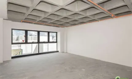 Sala comercial à venda na Avenida Praia de Belas, Menino Deus, Porto Alegre