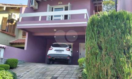 Casa em condomínio fechado com 3 quartos à venda na Rua Erechim, Teresópolis, Porto Alegre