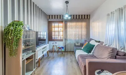 Casa com 3 quartos à venda na Rua General Gomes Carneiro, Azenha, Porto Alegre
