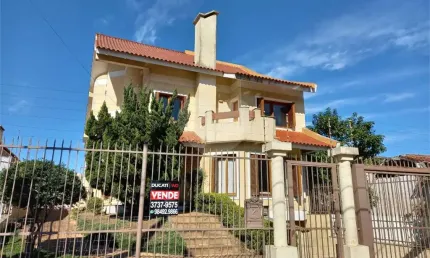 Casa com 4 quartos à venda na Rua Chiriguano, Vila Assunção, Porto Alegre