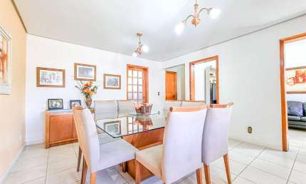 Casa com 4 quartos à venda na Rua da Prudência, Cavalhada, Porto Alegre