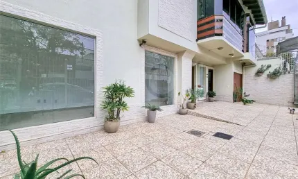 Casa com 3 quartos à venda na Rua Dona Augusta, Menino Deus, Porto Alegre
