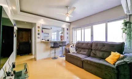Apartamento com 2 quartos à venda em Menino Deus - RS