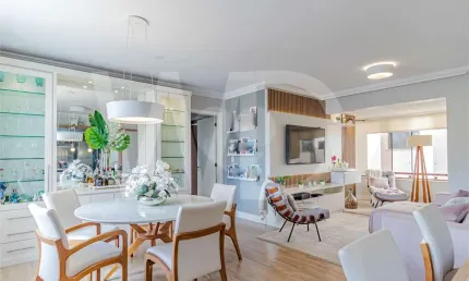 Apartamento com 3 quartos à venda em Petrópolis - RS