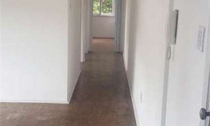 Apartamento com 3 quartos à venda na Rua Doutor Sebastião Leão, Azenha, Porto Alegre