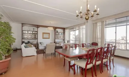 Apartamento com 4 quartos à venda em Centro Histórico - RS