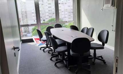 Salas à venda ou para locação em Centro Histórico - RS