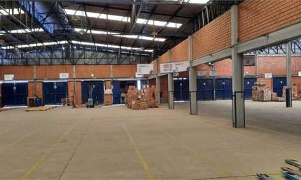 Depósito com 2 quartos à venda ou para locação em Sarandi - RS