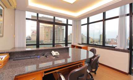 Sala comercial para alugar na Rua Felicíssimo de Azevedo, Higienópolis, Porto Alegre