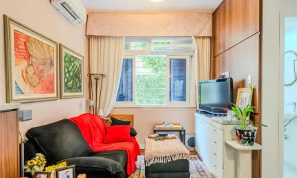 Apartamento com 2 quartos à venda em Menino Deus - RS
