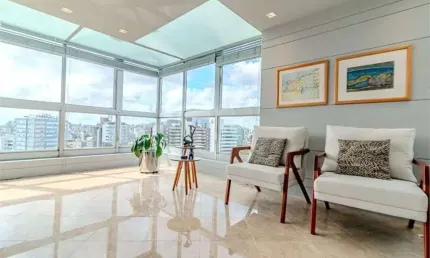 Apartamento com 3 quartos à venda na Rua Doutor Vale, Floresta, Porto Alegre