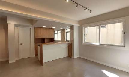 Apartamento com 2 quartos à venda em Petrópolis - RS