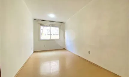 Apartamento com 2 quartos à venda em Passo Da Areia - RS