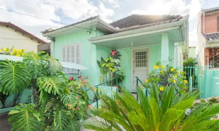 Casa com 2 quartos à venda na Rua Pedro Boticário, Glória, Porto Alegre