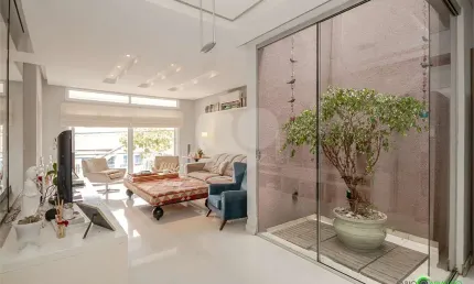 Casa com 3 quartos à venda na Rua Caracas, Jardim Lindóia, Porto Alegre