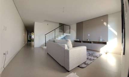 Casa com 3 quartos à venda em Chácara Das Pedras - RS