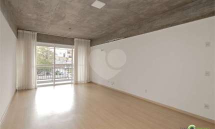 Apartamento com 2 quartos à venda ou para locação em Santana - RS