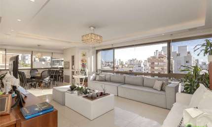 Apartamento com 3 quartos para locação em Petrópolis - RS