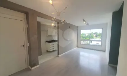 Apartamento com 3 quartos à venda ou para locação em Partenon - RS