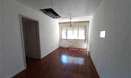 Apartamento com 3 quartos à venda ou para locação em Menino Deus - RS