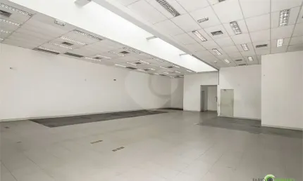 Prédio à venda na Avenida Protásio Alves, Chácara das Pedras, Porto Alegre