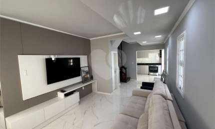 Casa com 2 quartos à venda na Rua Alfredo Miranda Obino, Vila Ipiranga, Porto Alegre