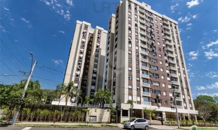 Apartamento com 3 quartos para locação em Partenon - RS