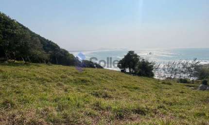 Terreno à venda no bairro Praia da Ribanceira - Imbituba/SC