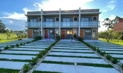 Casa com 2 quartos à venda em Alto Arroio, Imbituba 