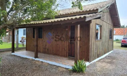 Casa à venda no bairro Arroio do Rosa - Imbituba/SC