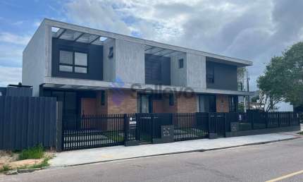 Casa com 2 quartos à venda no Centro, Garopaba 