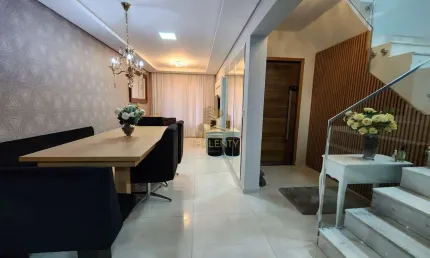 Casa com 4 quartos para alugar na Rua Nicolau Scheffer, 515, Santa Cândida, Curitiba, 169 m2 por R$ 7.300