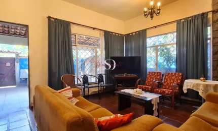 Casa residencial (ou comercial) em São Francisco - Niterói/RJ