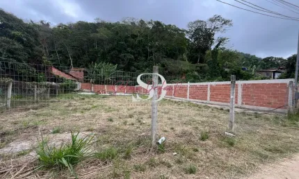 Terreno à venda com 450 m², plano no Engenho do Mato - Niterói/RJ
