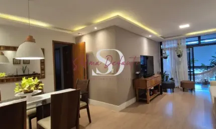 Em Icaraí, apartamento a venda com 3 quartos, sendo 1 suíte, varanda e 2 vagas de garagem