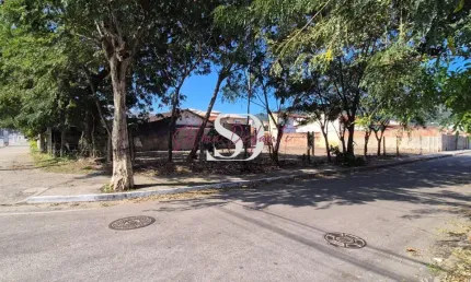 Terreno de esquina excepcional à venda de frente para Avenida Ewerton Xavier – Ideal para construção de um condomínio comercial!