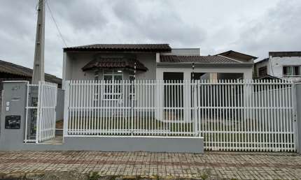 Casa com 1 quarto para alugar na Rua Arnaldo Emílio Dalçóquio, 451, Cordeiros, Itajaí