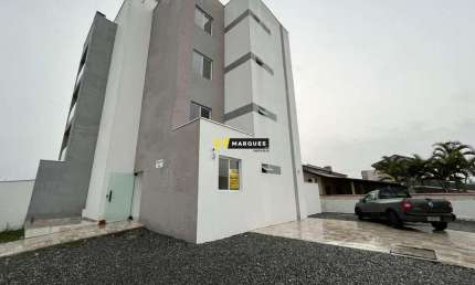 Apartamento com 2 quartos para alugar na Rua Lírios, Fátima, Joinville
