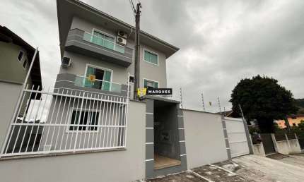 Apartamento com 2 quartos para alugar na Rua Coronel Camacho, Iririú, Joinville