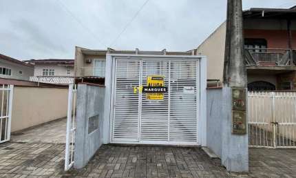 Casa com 2 quartos para alugar na Rua Luiz Mário Ceolin, Jarivatuba, Joinville