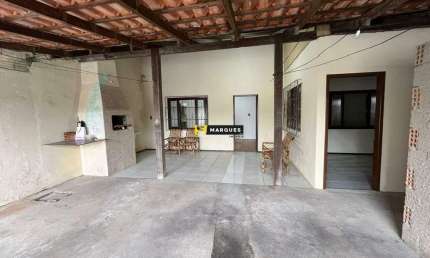 Casa com 2 quartos para alugar na Rua Nara Leão, Ulysses Guimarães, Joinville