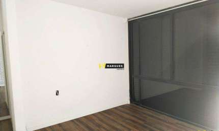 Sala comercial para alugar na Rua Aubé, Boa Vista, Joinville
