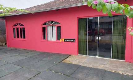 Casa com 5 quartos à venda na Rua Acácias, Fátima, Joinville