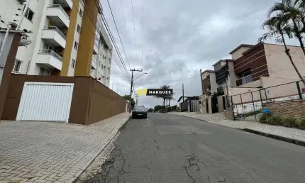 Apartamento com 2 quartos para alugar na Rua Frontin, Jardim Iririú, Joinville