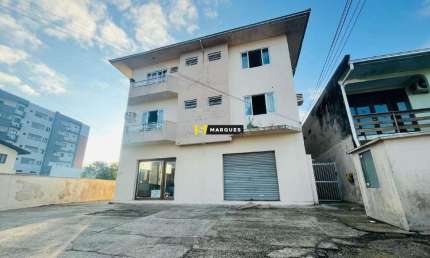 Apartamento com 2 quartos para alugar na Rua Senador Rodrigo Lobo, Jardim Iririú, Joinville