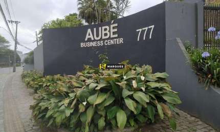 Ponto comercial para alugar na Rua Aubé, Boa Vista, Joinville