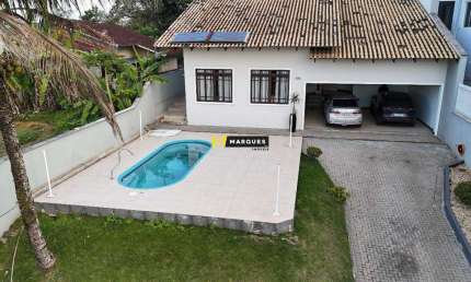 Casa para aluguel, 3 quartos, 2 vagas, Santa Catarina - Joinville/SC