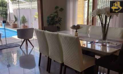 Casa com 4 quartos à venda no Centro, Pelotas , 360 m2 por R$ 1.680.000